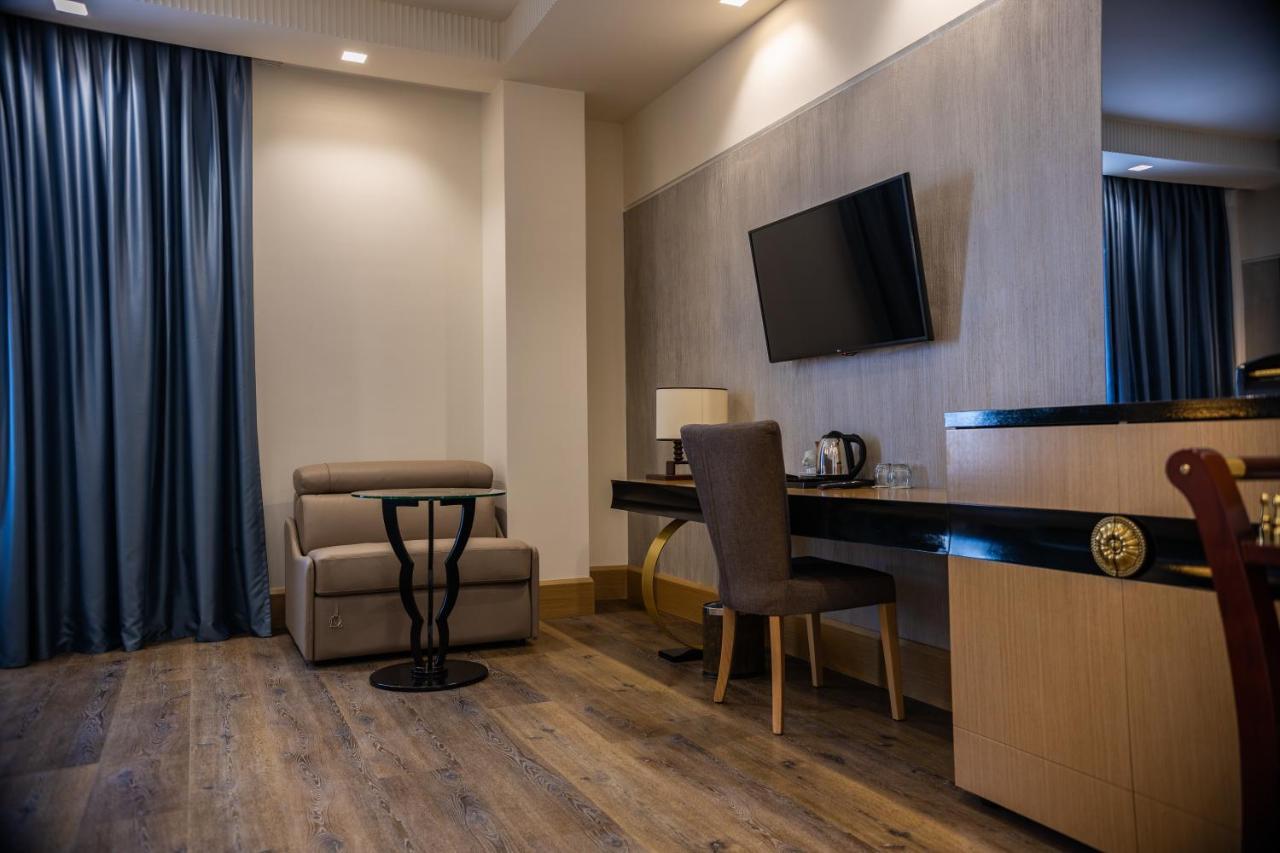 Hotel Golden Palace Σκόδρα Εξωτερικό φωτογραφία