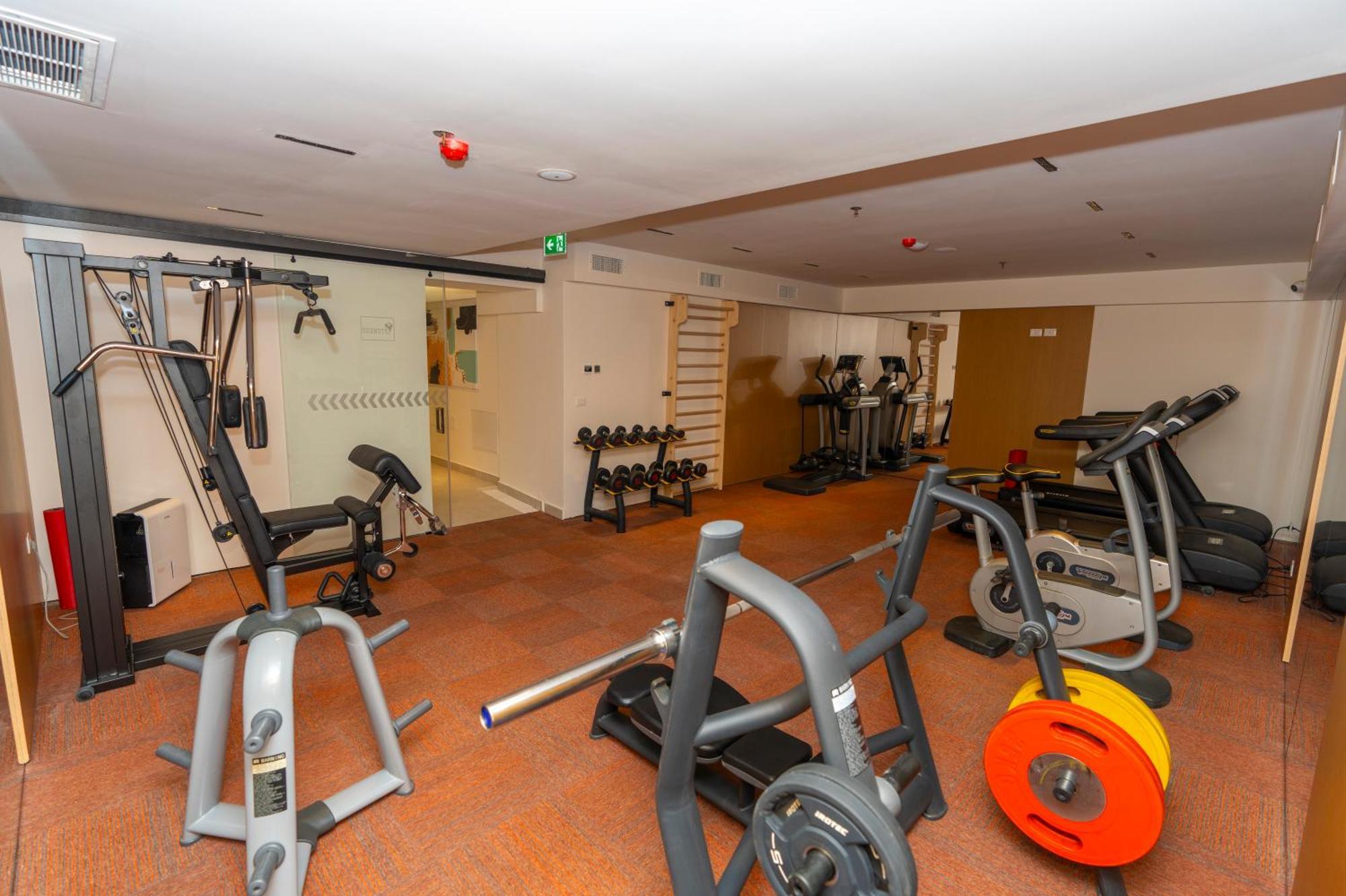 Hotel Golden Palace Σκόδρα Εξωτερικό φωτογραφία