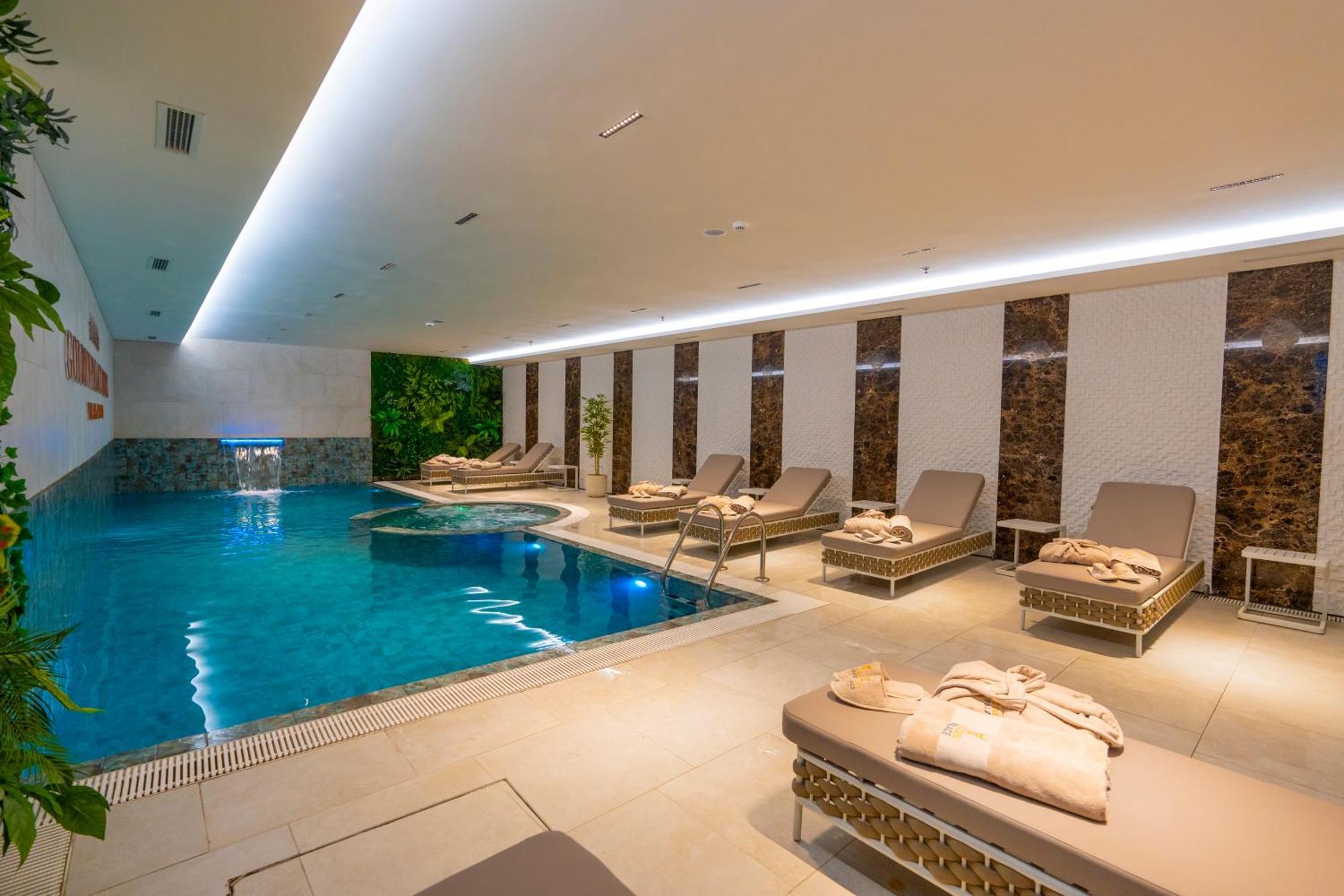 Hotel Golden Palace Σκόδρα Εξωτερικό φωτογραφία